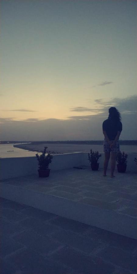 Shiva Ganges View Guest House Varanasi Exterior foto